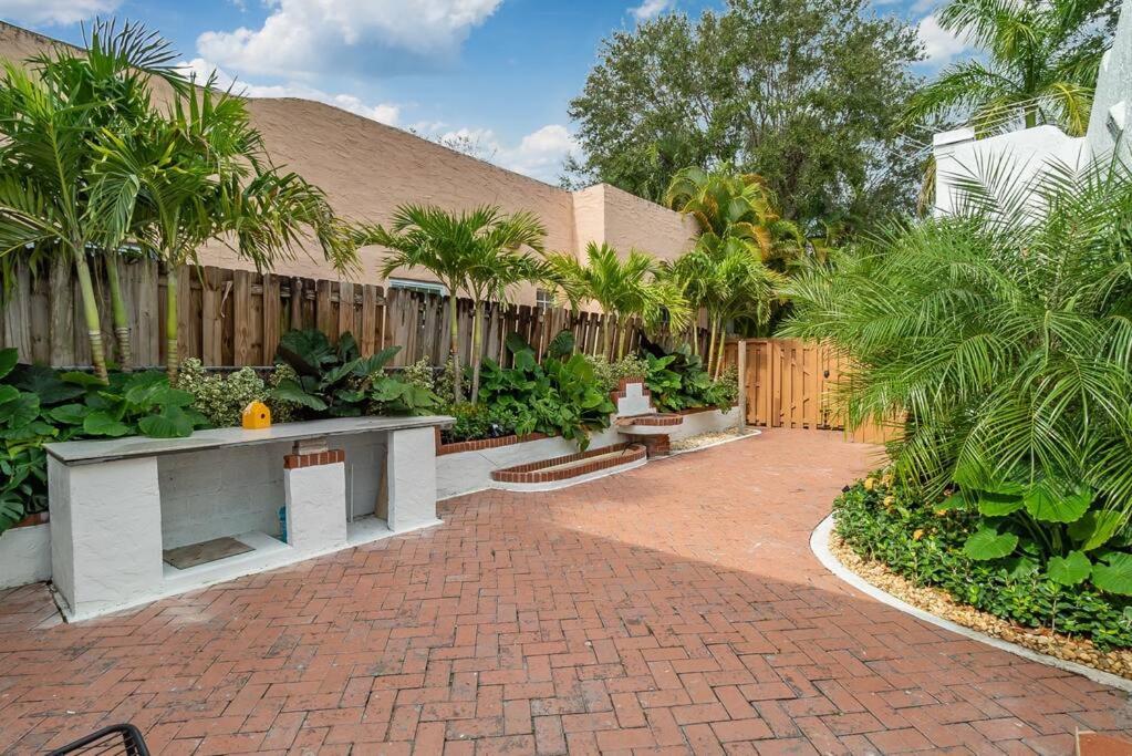 Apartamento Garden Oasis In Flamingo Park West Palm Beach Exterior foto